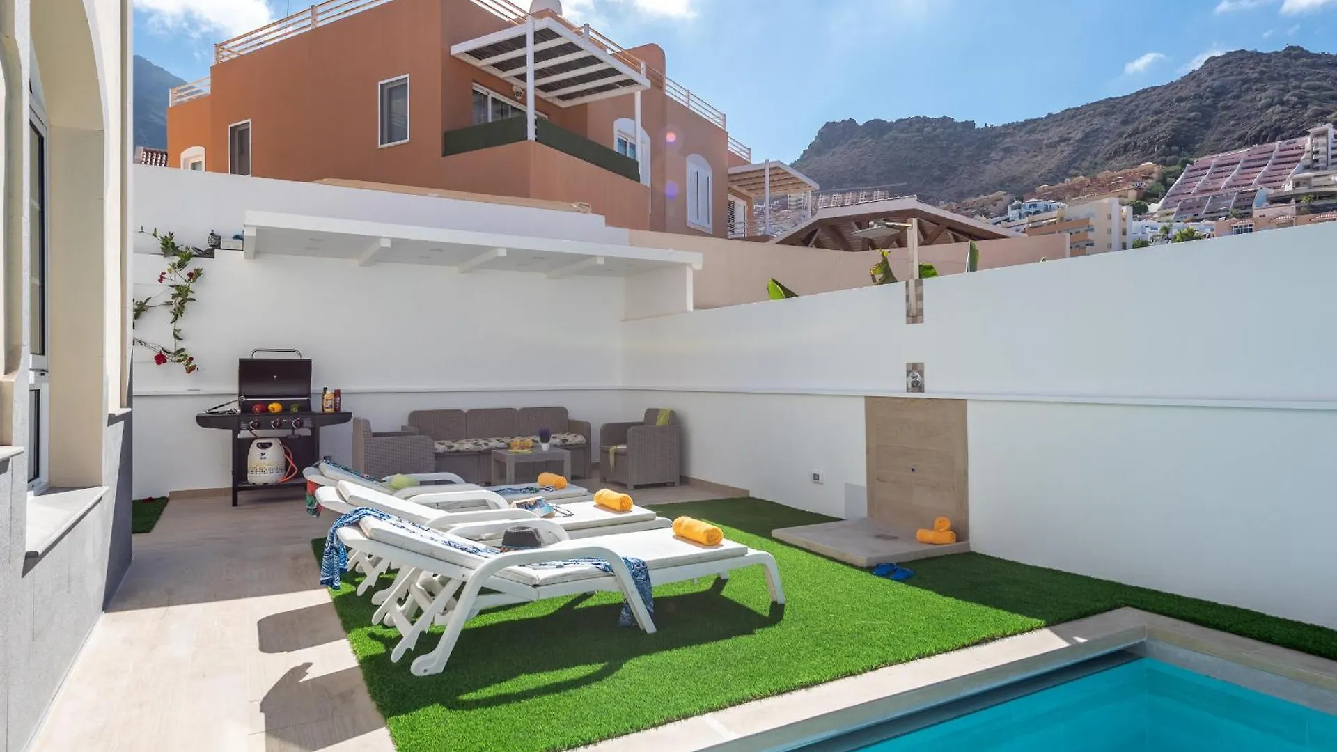 Villa Marzella - Luxury Costa Adeje スペイン