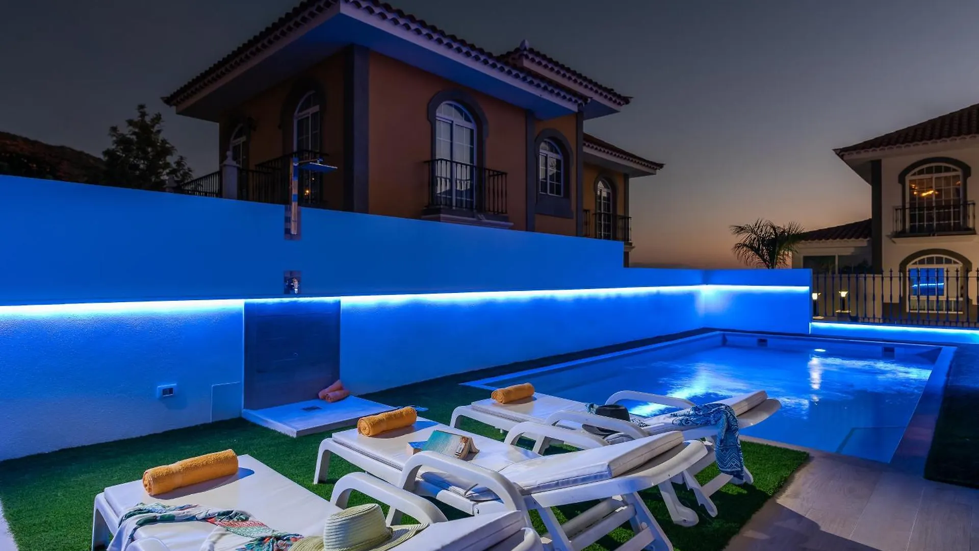 Villa Marzella - Luxury Costa Adeje 0*, アデヘ