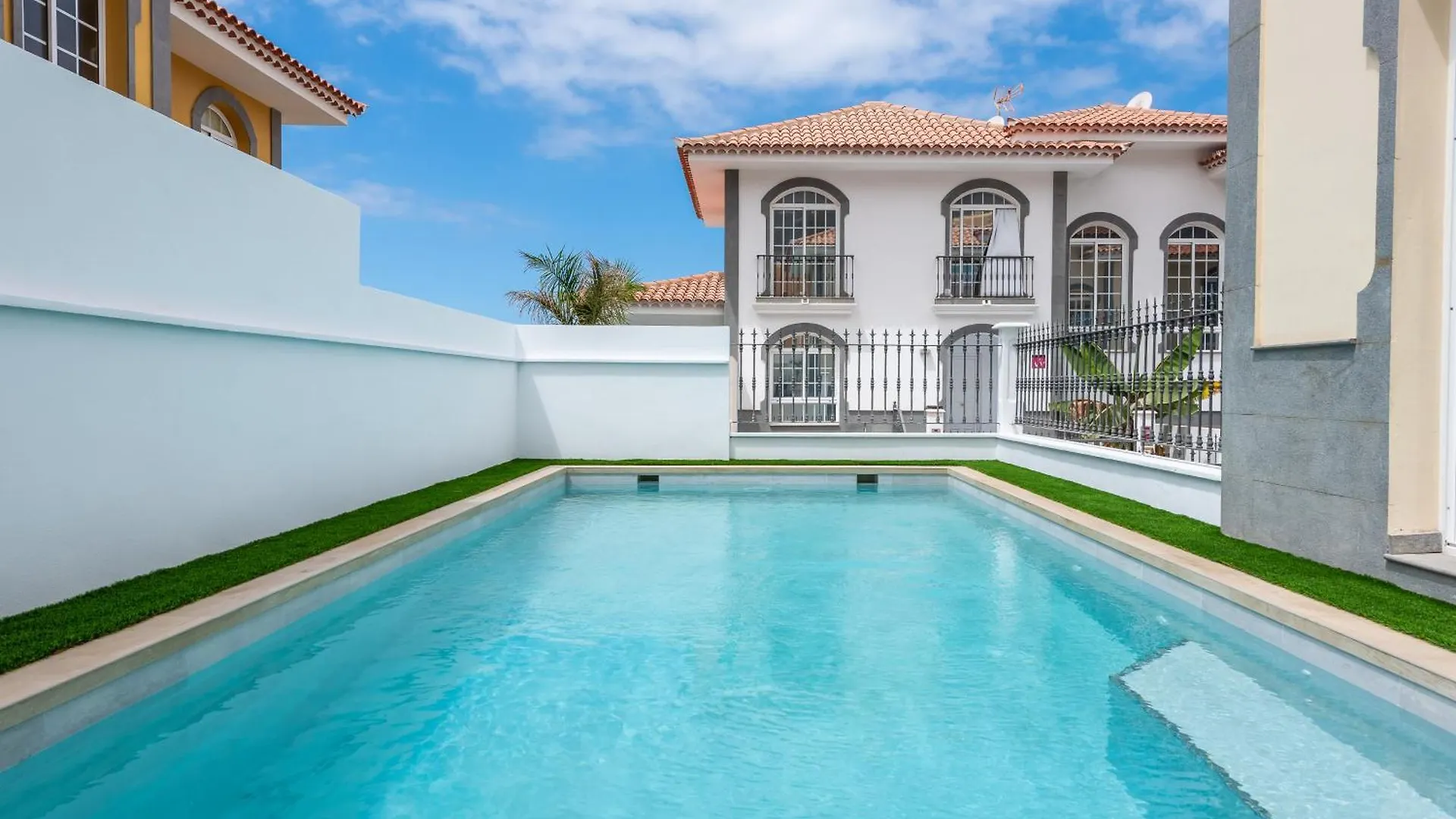 Villa Marzella - Luxury Costa Adeje スペイン